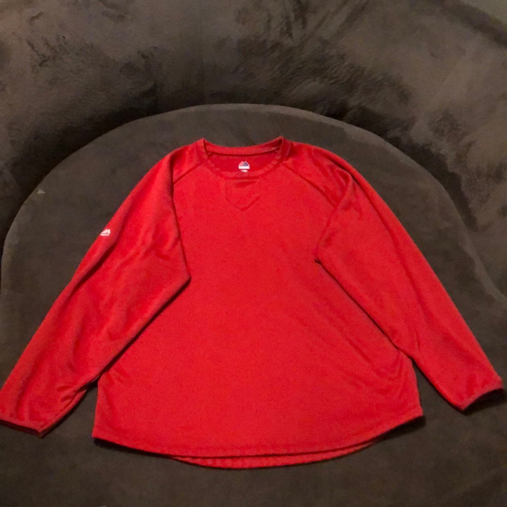 Majestic Pro Pullover. 100% Poly. Red. Size: Large. Excellent used condition.
